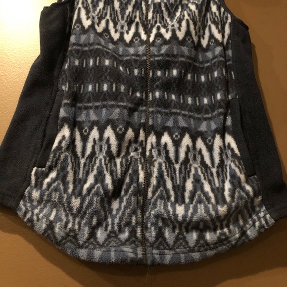 Chaps Fleece Vest - Picture 4 of 8